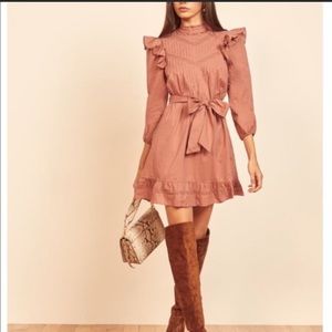 Reformation Dinah dress size 6 in praline brand new
